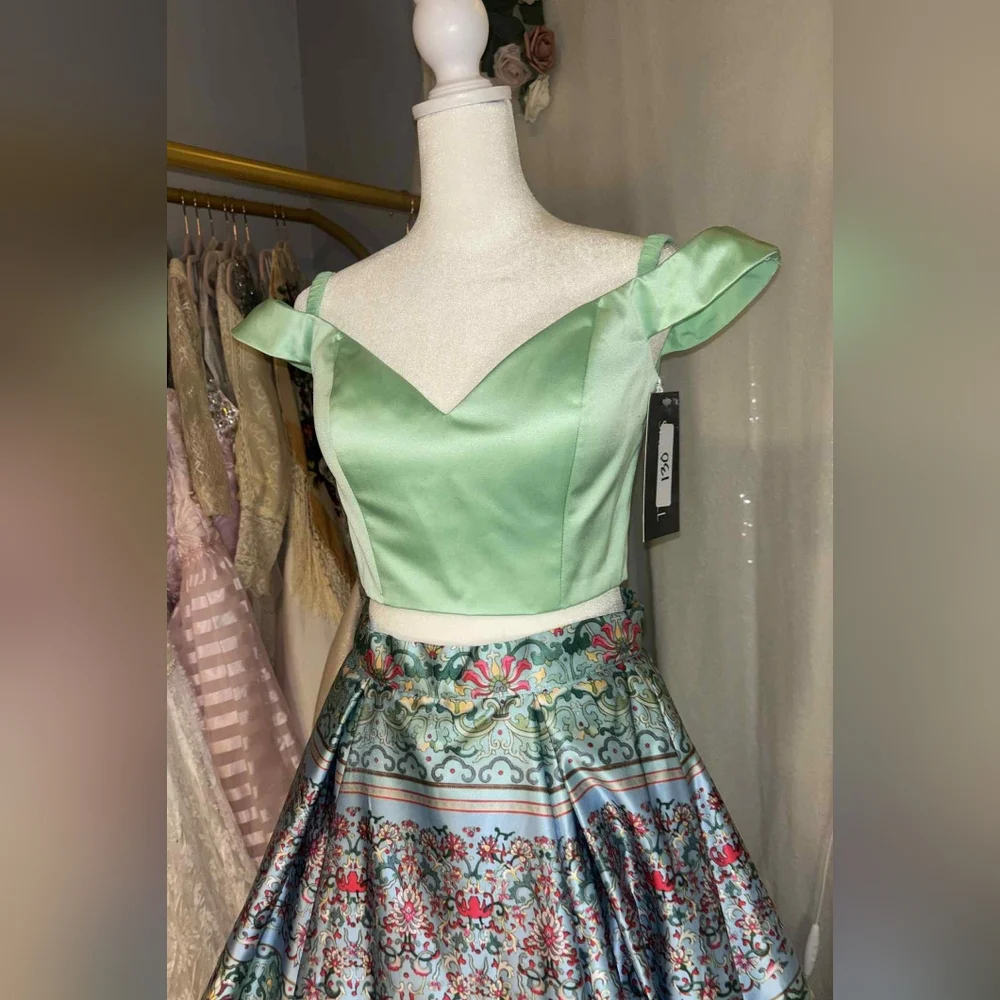 NWT Size 4 Sherri Hill 2-Piece Blue & Green Print Taffeta Ballgown - Picture 7 of 9